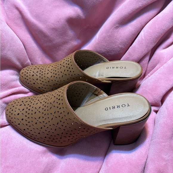 Torrid Perf Mule - Picture 5 of 6